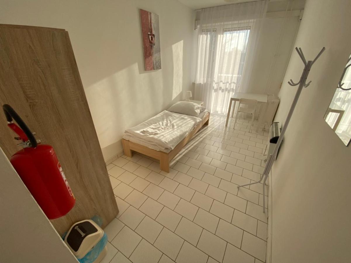 Ubytovna Kubra Hodonín Buitenkant foto